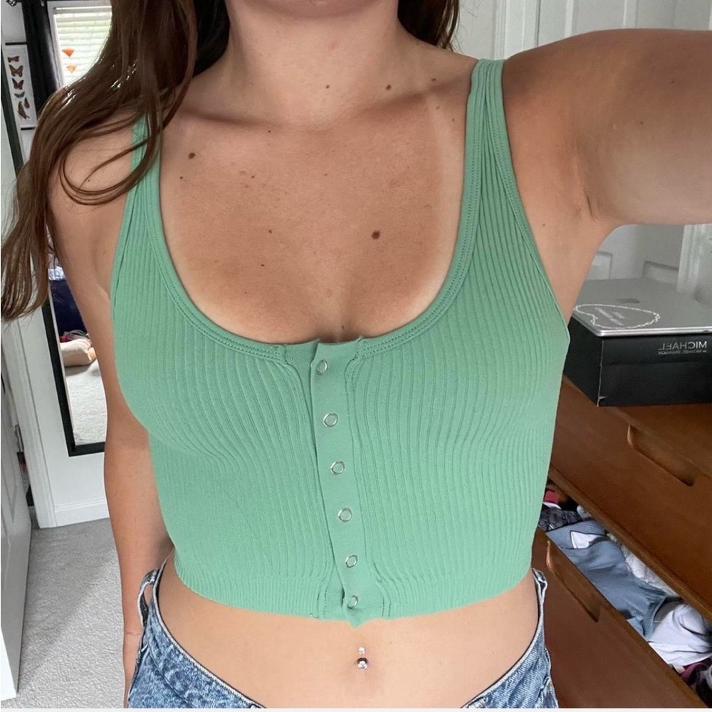 Green Ribbed Button-Up Tank Top Super Sexy